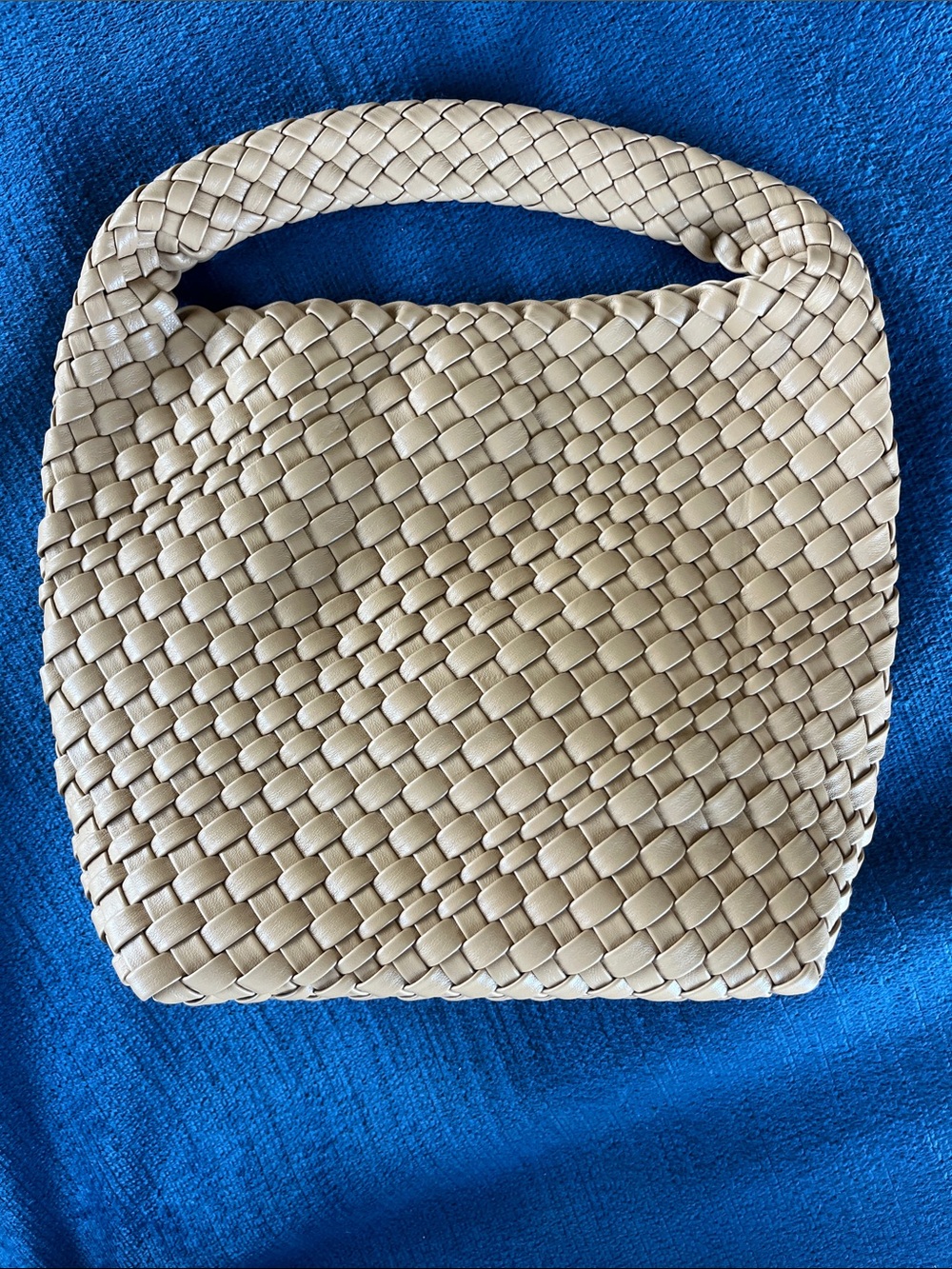 VEGAN Woven Mini Handbag. Magnet closure.  Measures 9” x 12”